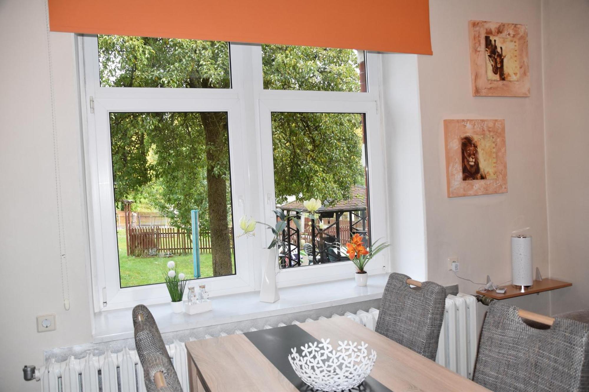 Ferienwohnung Und Pension "Zur Aue" Konigsbruck Bagian luar foto