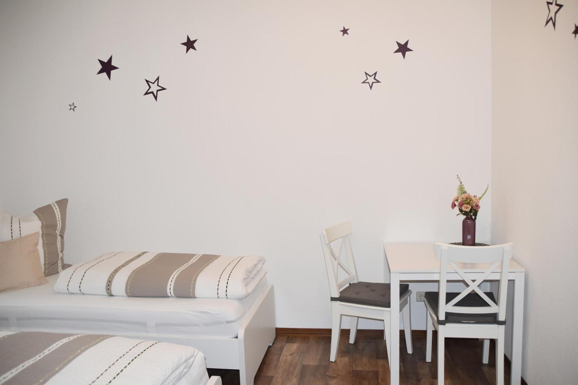 Ferienwohnung Und Pension "Zur Aue" Konigsbruck Bagian luar foto